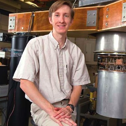 Quantum Information Science and Low-temperature Physics